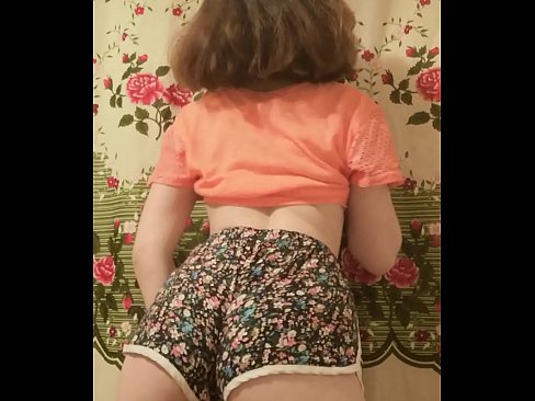 ❤️ Тачаангуй залуу бяцхан хүүхэн камер дээр шорт тайлж байна Супер секс mn.oldsex.ru ❌️